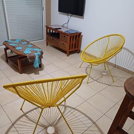 Appartement F2 Avec Piscine Saint-André Exterior foto